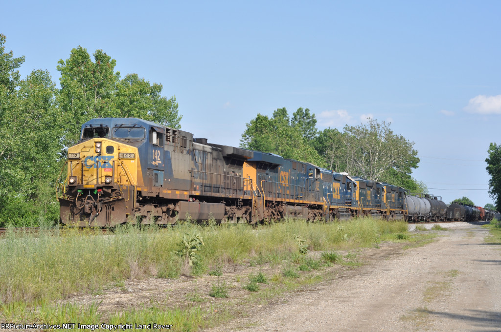 CSXT 142 North